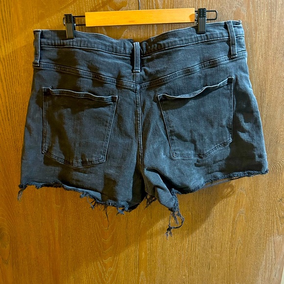 Madewell Distressed Black Denim High Rise Shorts with Stretch-Size 33 - Picture 3 of 4